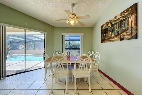Villa ou maison à vendre à Spring Hill, Floride: 3 chambres, 160.91 m2 № 2418857 - photo 20