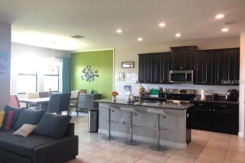 Casa en alquiler en Sun City Center, Florida, 4 dormitorios, 237.37 m2 № 1866231 - foto 3