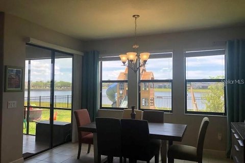 Casa en alquiler en Sun City Center, Florida, 4 dormitorios, 237.37 m2 № 1866231 - foto 2