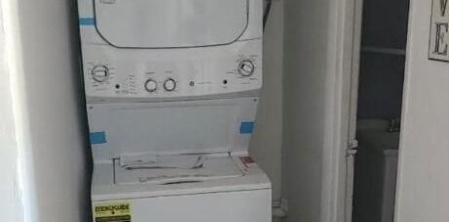 Tienda en Delray Beach, Florida № 860775