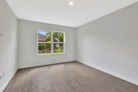 Villa ou maison à louer à St. Lucie, Floride: 4 chambres, 148.92 m2 № 2388233 - photo 18