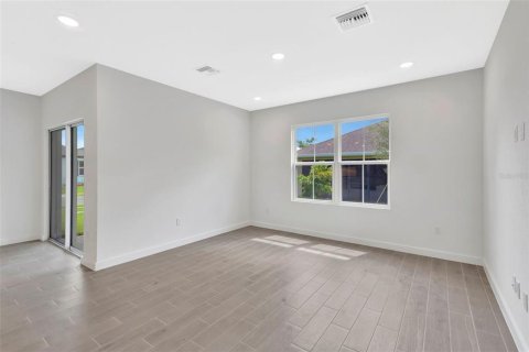 Villa ou maison à louer à St. Lucie, Floride: 4 chambres, 148.92 m2 № 2388233 - photo 16