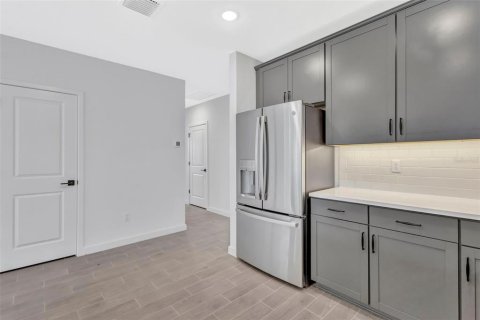 Villa ou maison à louer à St. Lucie, Floride: 4 chambres, 148.92 m2 № 2388233 - photo 30