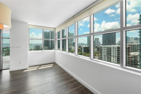 Copropriété à vendre à Miami, Floride: 2 chambres, 117.34 m2 № 1775849 - photo 21
