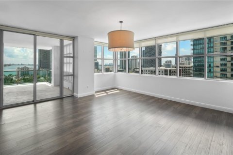 Copropriété à vendre à Miami, Floride: 2 chambres, 117.34 m2 № 1775849 - photo 19