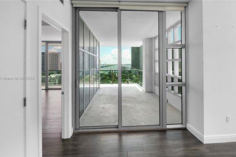 Copropriété à vendre à Miami, Floride: 2 chambres, 117.34 m2 № 1775849 - photo 20