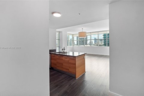 Copropriété à vendre à Miami, Floride: 2 chambres, 117.34 m2 № 1775849 - photo 9