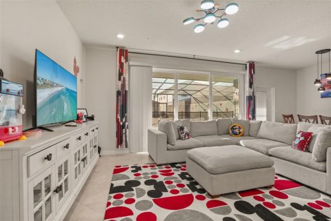 Adosado en venta en Clermont, Florida, 5 dormitorios, 210.8 m2 № 2200882 - foto 3