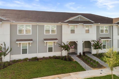 Adosado en venta en Clermont, Florida, 5 dormitorios, 210.8 m2 № 2200882 - foto 2