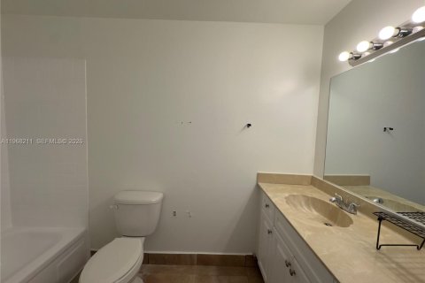 Снять в аренду кондоминиум в Майами, Флорида 3 спальни, 119.84м2, № 2031413 - фото 14