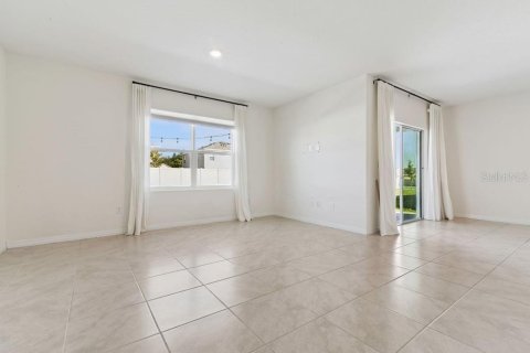 Купить виллу или дом в Маунт-Дора, Флорида 8 комнат, 171.5м2, № 2147879 - фото 20