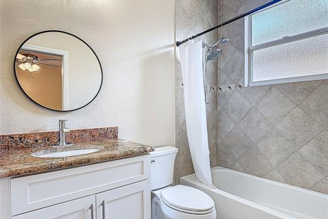 Casa en venta en Orlando, Florida, 5 dormitorios, 294.31 m2 № 1638235 - foto 30