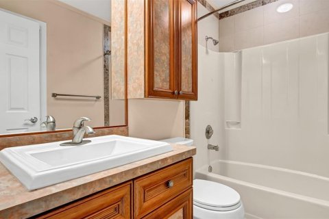Apartment in Tarpon Springs, Florida 2 bedrooms, 78.04 sq.m. № 1869286 - photo 14