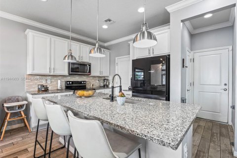 Купить таунхаус в Холливуд, Флорида 3 спальни, 164.25м2, № 2054400 - фото 20