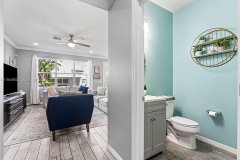 Купить таунхаус в Холливуд, Флорида 3 спальни, 164.25м2, № 2054400 - фото 8