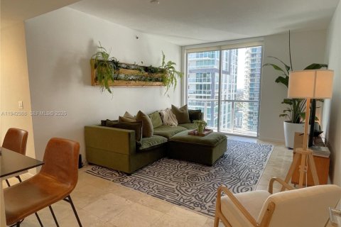 Condo à Miami, Floride, 2 chambres № 1999400