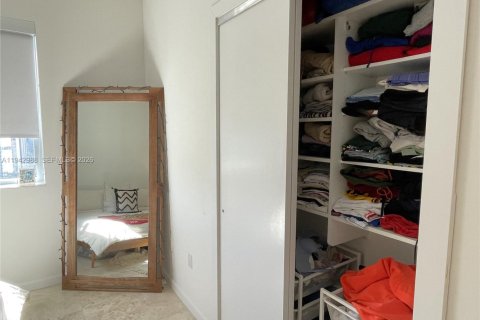 Copropriété à louer à Miami, Floride: 2 chambres, 101.08 m2 № 1999400 - photo 26