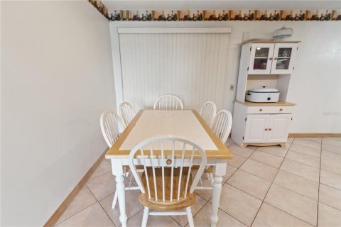 House in Bartow, Florida 7 bedrooms, 412.86 sq.m. № 2216716 - photo 8