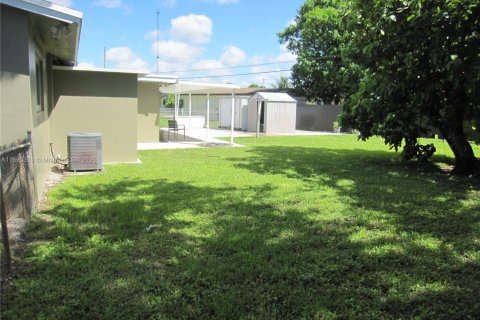 Villa ou maison à louer à West Park, Floride: 5 chambres, 209.03 m2 № 1946877 - photo 7