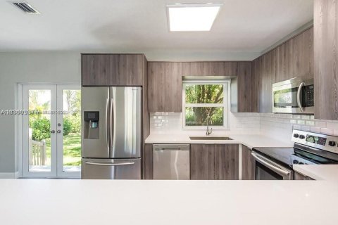 Terrain à vendre à Hollywood, Floride № 2015940 - photo 6