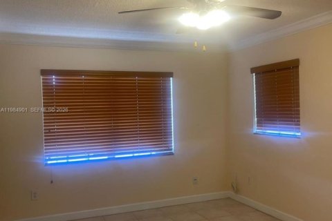 Купить кондоминиум в Майами, Флорида 2 спальни, 105.91м2, № 2045912 - фото 12