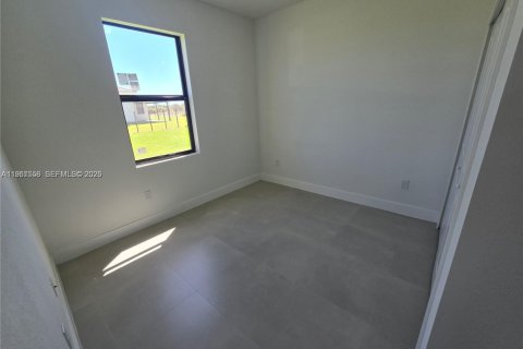 Купить виллу или дом в Хомстед, Флорида 4 спальни, № 2018029 - фото 25