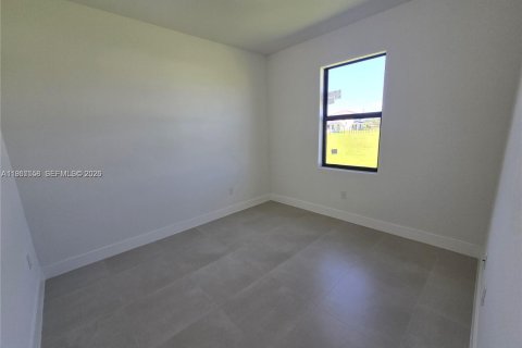 Купить виллу или дом в Хомстед, Флорида 4 спальни, № 2018029 - фото 19