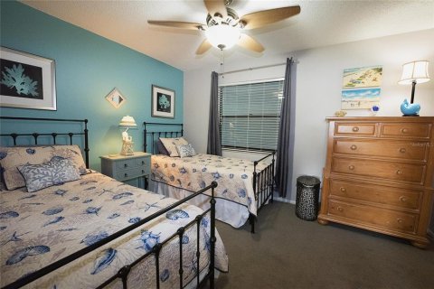 Condo in New Smyrna Beach, Florida, 2 bedrooms  № 2108444 - photo 4