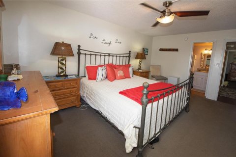 Condo in New Smyrna Beach, Florida, 2 bedrooms  № 2108444 - photo 5