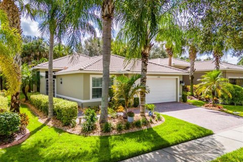 Casa en Wimauma, Florida 2 dormitorios, 198.63 m2 № 2339818