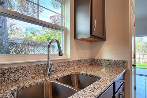 Casa en venta en Saint Petersburg, Florida, 4 dormitorios, 202.9 m2 № 1436722 - foto 18
