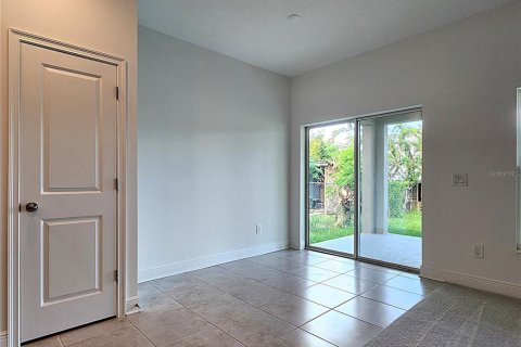 Casa en venta en Saint Petersburg, Florida, 4 dormitorios, 202.9 m2 № 1436722 - foto 10