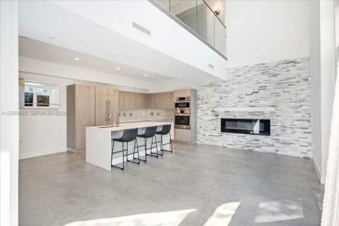 Touwnhouse à vendre à Miami, Floride: 3 chambres, 207.73 m2 № 2397466 - photo 18