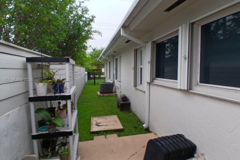 Купить виллу или дом в Саут-Майами, Флорида 4 спальни, 190.26м2, № 2048999 - фото 5