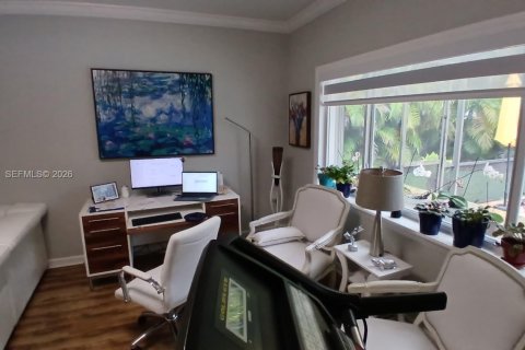 Купить виллу или дом в Саут-Майами, Флорида 4 спальни, 190.26м2, № 2048999 - фото 4