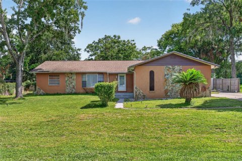 Casa en Ocala, Florida 3 dormitorios, 178.37 m2 № 2298331