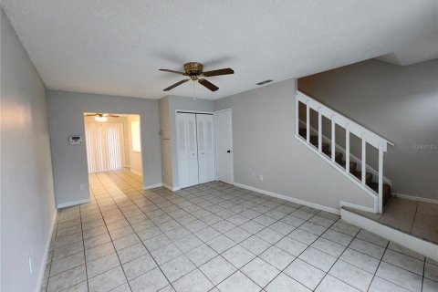 Touwnhouse à louer à Winter Springs, Floride: 2 chambres, 107.4 m2 № 2409973 - photo 7