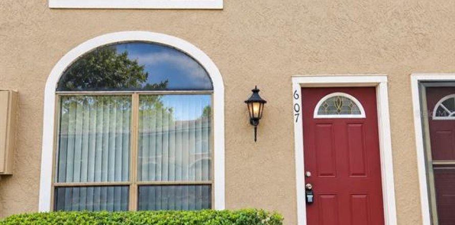Touwnhouse à Winter Springs, Floride 2 chambres, 107.4 m2 № 2409973
