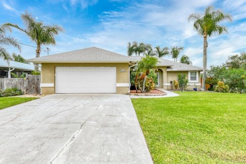 Casa en Saint Augustine, Florida 4 dormitorios, 183.48 m2 № 2101784
