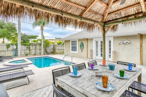 Casa en venta en Saint Augustine, Florida, 4 dormitorios, 183.48 m2 № 2101784 - foto 2
