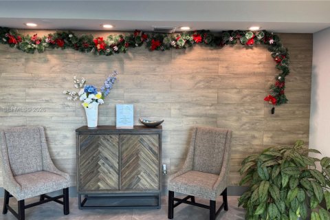 Condo à North Miami Beach, Floride, 2 chambres  № 1998163