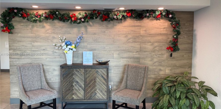 Condo à North Miami Beach, Floride, 2 chambres  № 1998163