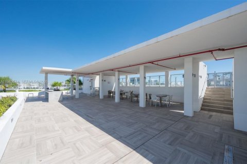 Купить кондоминиум в Бей-Харбор-Айлендс, Флорида 2 спальни, 123.1м2, № 2002007 - фото 15