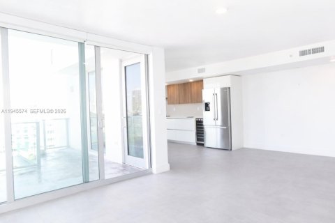 Купить кондоминиум в Бей-Харбор-Айлендс, Флорида 2 спальни, 123.1м2, № 2002007 - фото 5