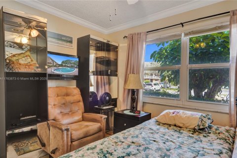 Condo in Sunrise, Florida, 2 bedrooms  № 1865261 - photo 23