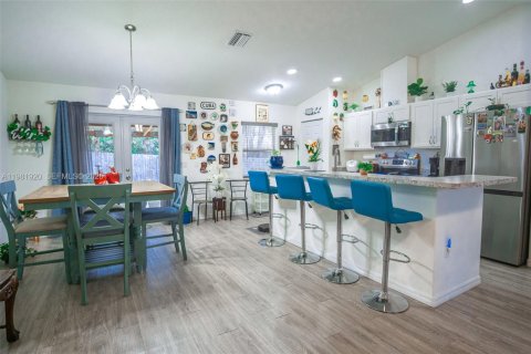 Купить виллу или дом в Инвернесс, Флорида 3 спальни, № 2045161 - фото 8