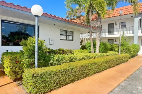 Condo in Boynton Beach, Florida, 2 bedrooms № 2169859 - photo 23