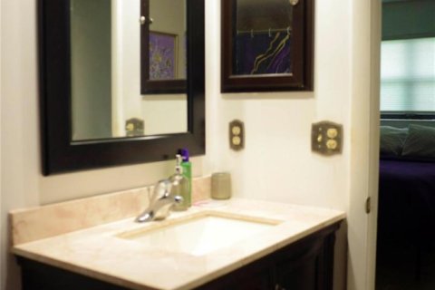 Condo in Boynton Beach, Florida, 2 bedrooms № 2169859 - photo 15