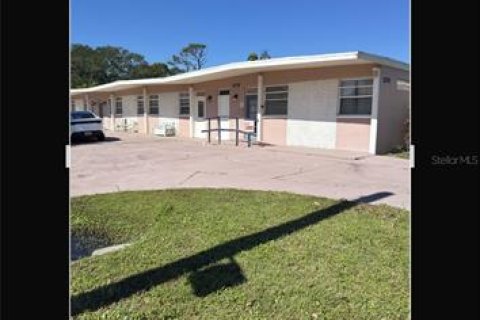 Commercial property in Merrit Island, Florida 279.45 sq.m. № 2376846