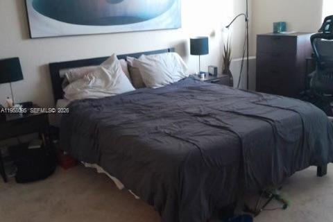 Снять в аренду кондоминиум в Окленд-Парк, Флорида 1 спальня, 74.69м2, № 2019669 - фото 4